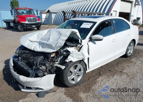 2012 Volkswagen Jetta Tdi from USA, damaged, VIN 3VWLL7AJ7CM424682